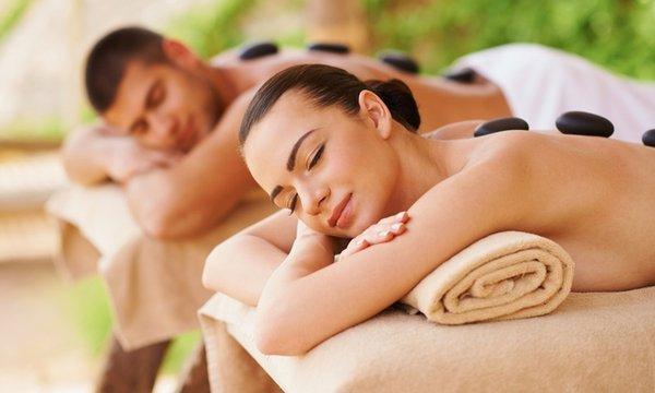 A Couples Massage is a great way to share a romantic experience with your partner. This massage service is provided by 2 massage therapists