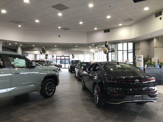 Bredemann Toyota in Park Ridge - Sales