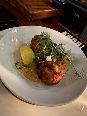 Chesapeake Bay Lump Crab Cakes