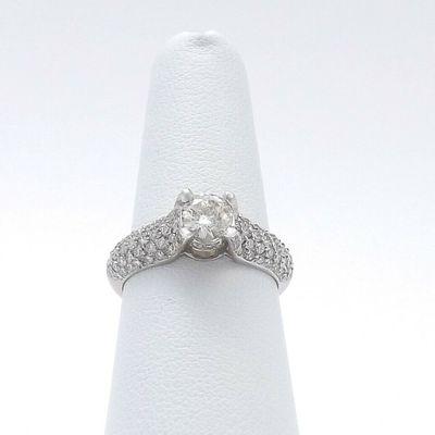 Large selection of New and Previously Loved Engagement Rings