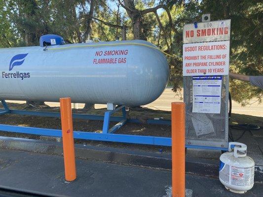 Ferrellgas Propane bottles filled here