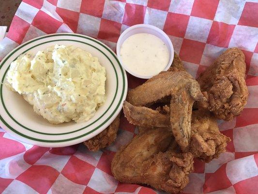 Fried chicken with potato salad