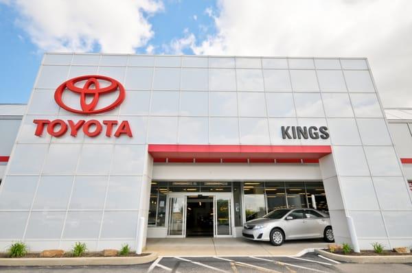 Kings Toyota New Car Department