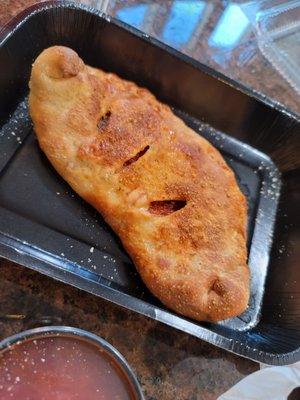 Baked calzone