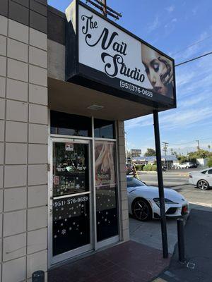 Nail shop