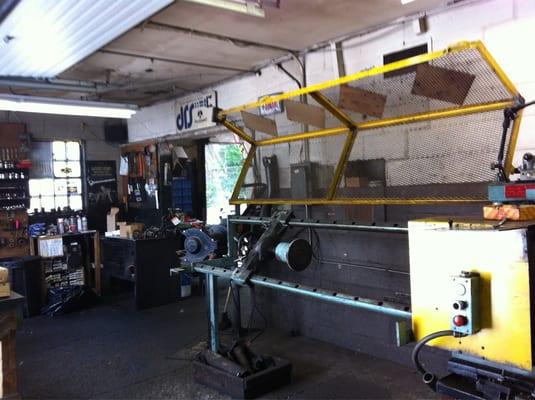 Machine shop to build/repair driveshafts