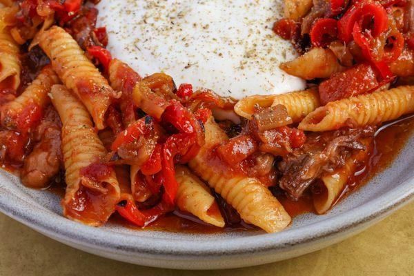 GARGANELLI / Handmade Pasta / Oxtail Ragu / Peperonata / Horseradish