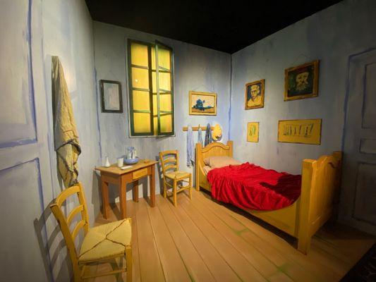 Van Gogh: The Immersive Experience