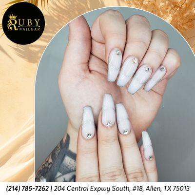 Long nail designs bring creativity and elegance to your fingertips!
ℬℴℴ ℴ ℴℯ ℴ