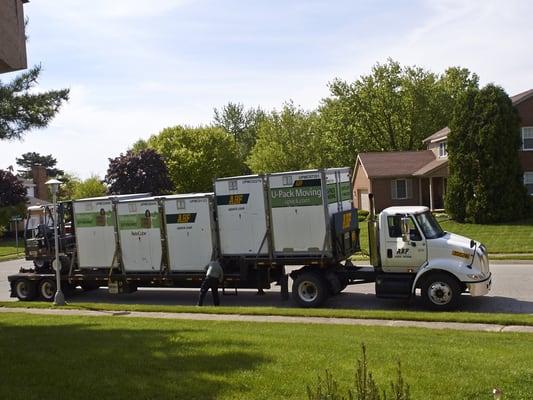 Local truck with 5 Relo-Cubes