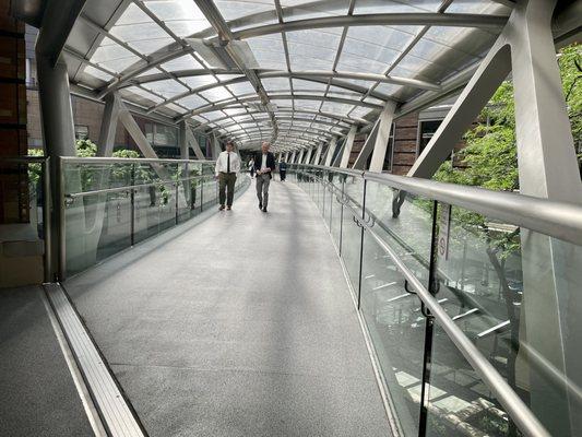 Exterior of the building with access to the sky bridge on floor 2. This links it with Lincoln Square North.