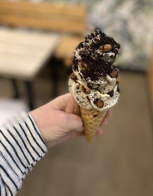 Cookies and cream cone