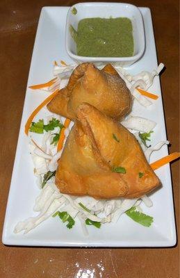 Veg Samosa (2)