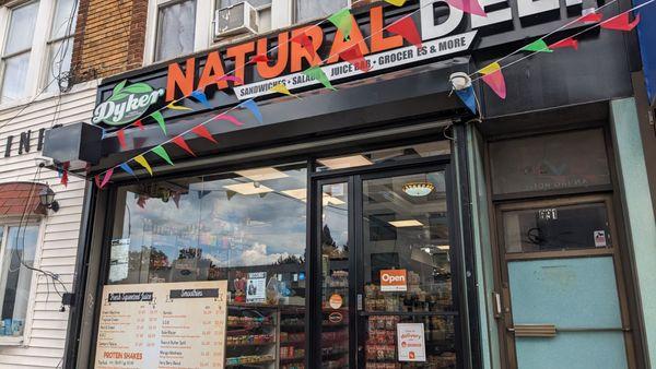 The front of Dyker Natural Deli.