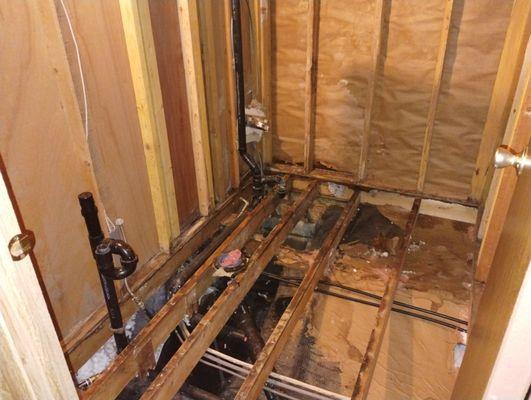 1....Bathroom remodel 2024 , water leak fixed an wet sealed the entire bathroom