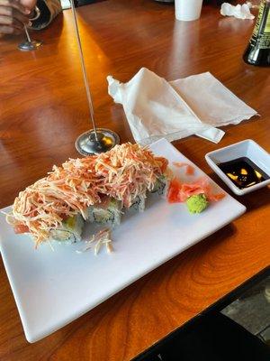 Vu Ching roll (a mountain of crab salad on top)