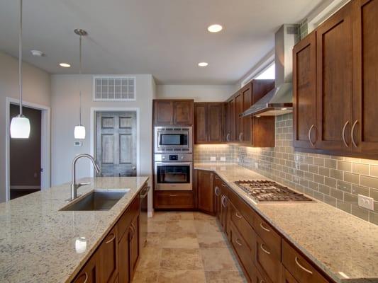 Beautiful kitchen boasts Bosch appliances including 36" cooktop, dishwasher & built in oven & micro