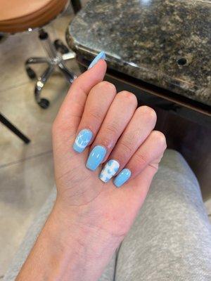 blue acrylic nails