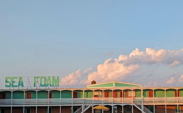 Sea Foam Motel