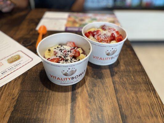 Yum! Tropical Bowl and Dessert Bowl