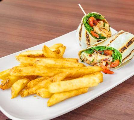 CAPRESE CHICKEN WRAP