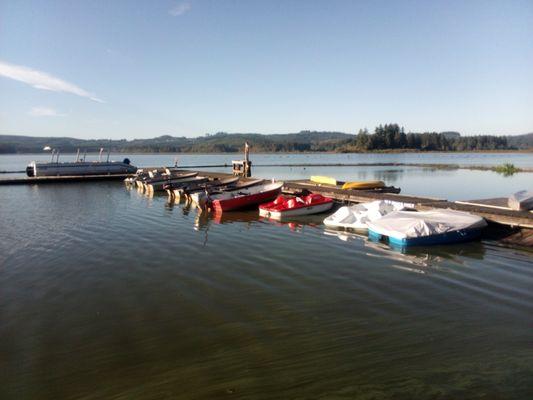 Boats to rent on Silver Lake