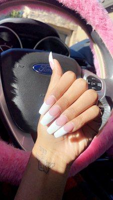 Full set French tip nails