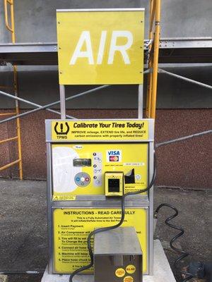 Calibrating air pump takes quarters for $1.50 or your credit card for extra $.25 - FYI machine wouldn't adjust psi so you're stuck w/preset