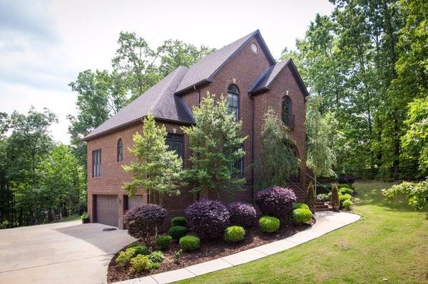 Hickory Ridge Oneonta, Al Home For Sale by David Markle and Dede Markle, RE/MAX MARKETPLACE 205-281-0362 205-382-1176