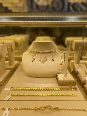 21K Dubai modern gold jewelry