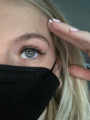 I got a mix of short and medium eyelash extensions