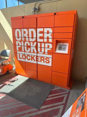 Order pick up locker