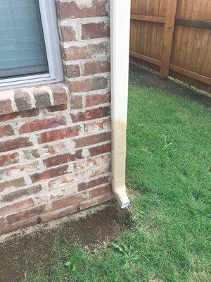 Attached gutter repair - downspout the wrong size. Paint completely wrong color and said it was "probably faded"