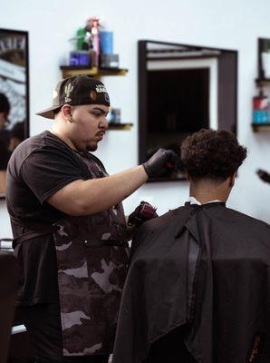 From classic cuts to modern looks. We do it all!