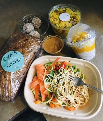 Thai Noodle Crunch Salad, Zucchini Bread loaf, Curry chicken salad, mango coconut chai seed pudding