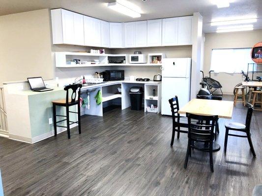 Shared kitchen (B level)