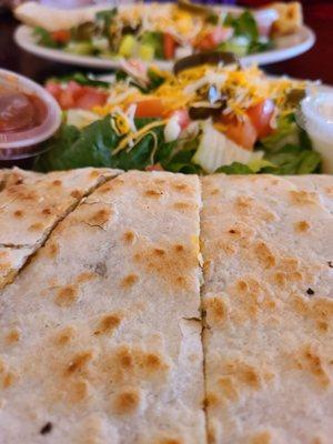 Table view of the chicken Quesadilla.