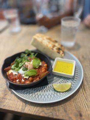 Organic Tomato Shakshuka