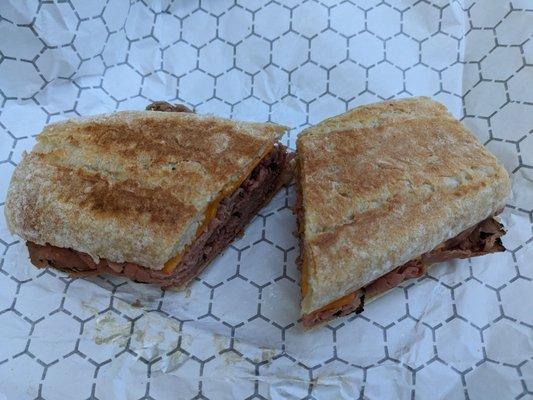 Hot Roast Beef & Cheddar with Horseradish