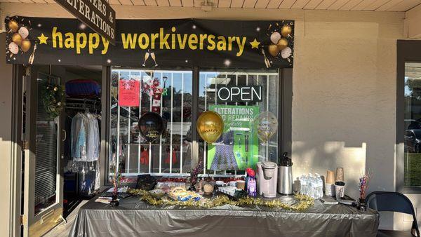 Work anniversary display