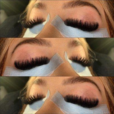 Mega volume lash extensions