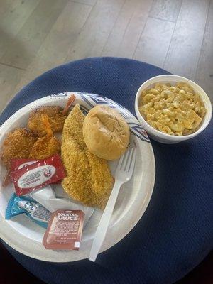 fried shrimp  fried catfish  mac & cheese