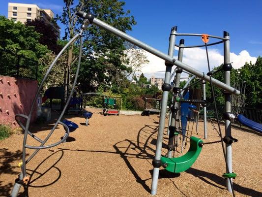 Despite no nearby bathrooms, it's still a fun park for kids.