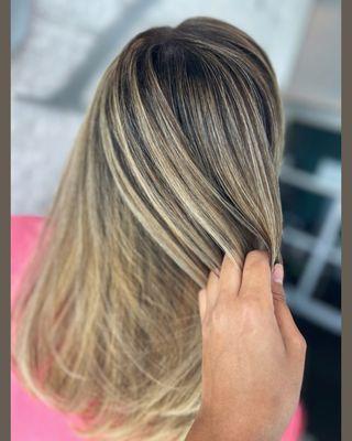 Full Blonding balayage