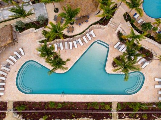 Gorgeous pool serviced by Reef Tropical