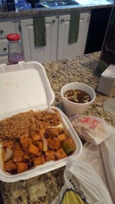 General tofu with Wonton soup and fried noodles. Lunch portion.