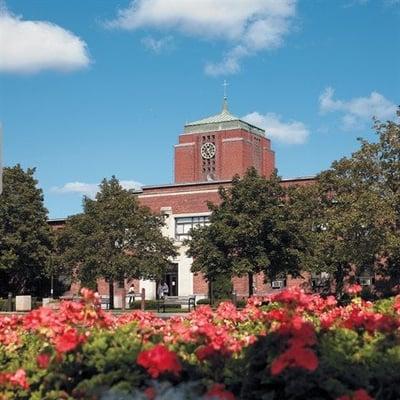 Grewen Hall on the Le Moyne College Campus