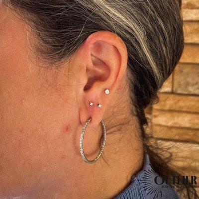 Upper lobe piercing