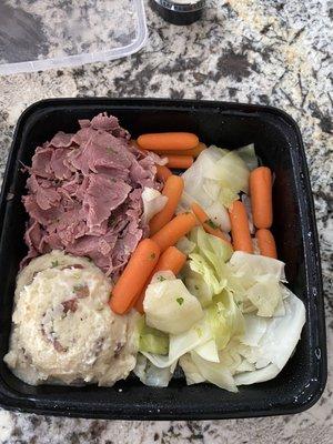 Corn Corned Beef & Cabbage Dinner