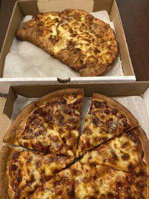 Bbq chicken calzone and pizza